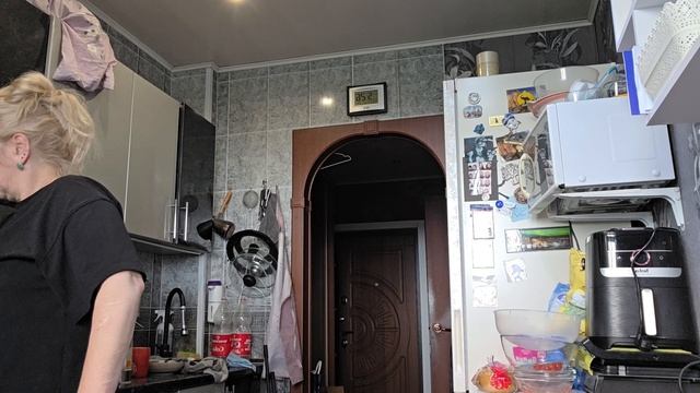 РЕБРА БОЛЯТ НО УЖИН ГОТОВЛЮ смотреть онлайн