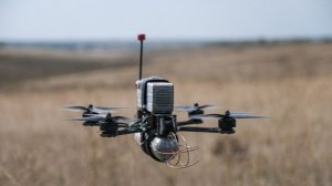 FPV-дроны уничтожили бронемашину ВСУ. Лучшее видео из зоны СВО