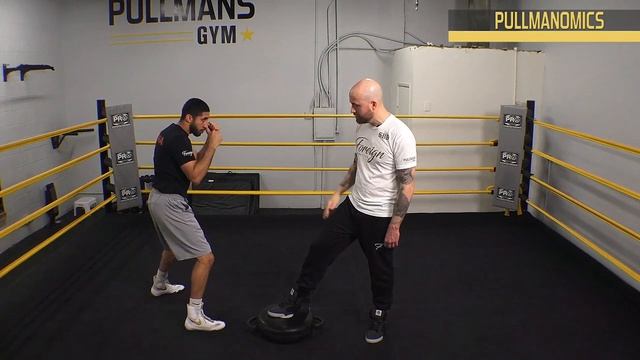 EP2 - How To Jab In Boxing - Southpaw & Orthodox Stance _ Boxing Training, Technique & Drills смотреть онлайн