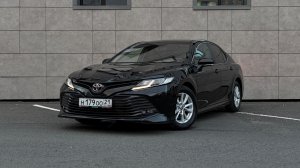 Toyota Camry v70