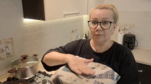На ужин курица с овощами.  Иван чай готовим первый раз.