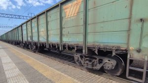 Редкий ВЛ80-947 Товарняк проезжает станцию Протока