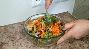 Вкуснейший салат из фасоли.