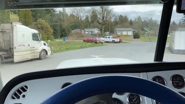 сегодняшние видосики с телеграмма Peterbilt 389￼