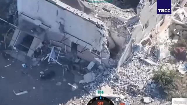 Бойцы Южной группировки уничтожают военных ВСУ в Алексеево-Дружковке. смотреть онлайн