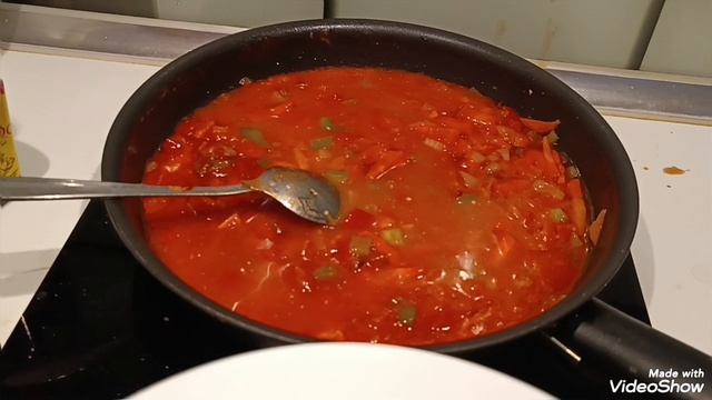 На море тоже хочется кушать, готовлю борщ и рис с мясом смотреть онлайн