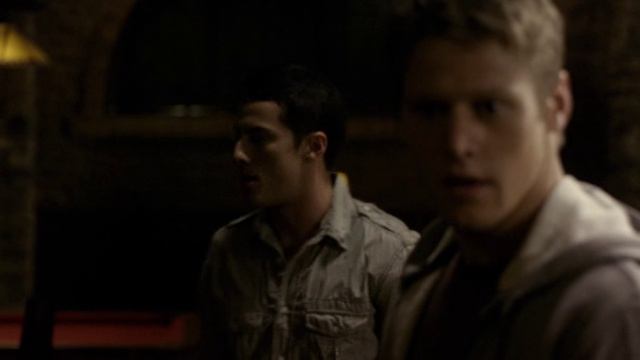 Дневники вампира — 1 сезон 3 серия / The Vampire Diaries Дневники вампира — 1 сезон 3 серия / The Vampire Diaries
