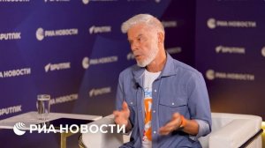 «Я на них тоже «наложил».

Газманов заявил РИА Новости, что главное — писать песни для своего народа