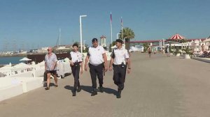 В Сочи за порядком на набережных следит туристическая полиция