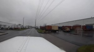 Разгрузка в понедельник Peterbilt 389