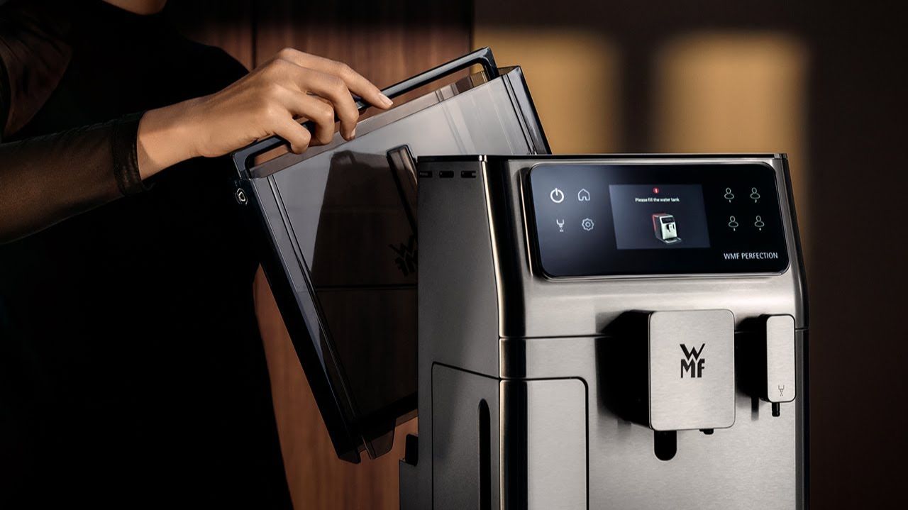 Кофемашина WMF Perfection¹ 680 | Установка фильтра и наполнение резервуара смотреть онлайн