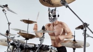 SLAUGHTER TO PREVAIL - KID OF DARKNESS (OFFICIAL MUSIC VIDEO)