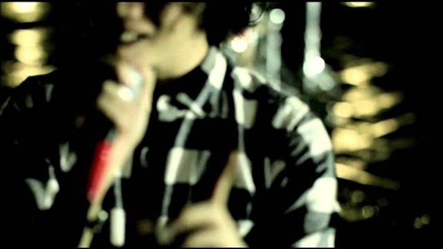 ONE OK ROCK - Answer is Near 「アンサイズニア」 (Official Music Video) смотреть онлайн