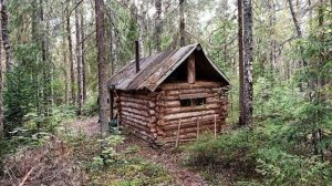 Спрятались в старой избе. Ведро хариуса, сплав по реке. Рассказ о таежной жизни. Ч.2