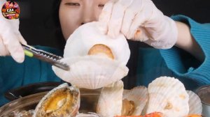 Мукбанг - морепродукты и лапша - морской стол