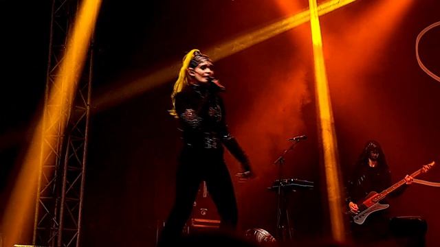 1000020588.mp4 смотреть онлайн