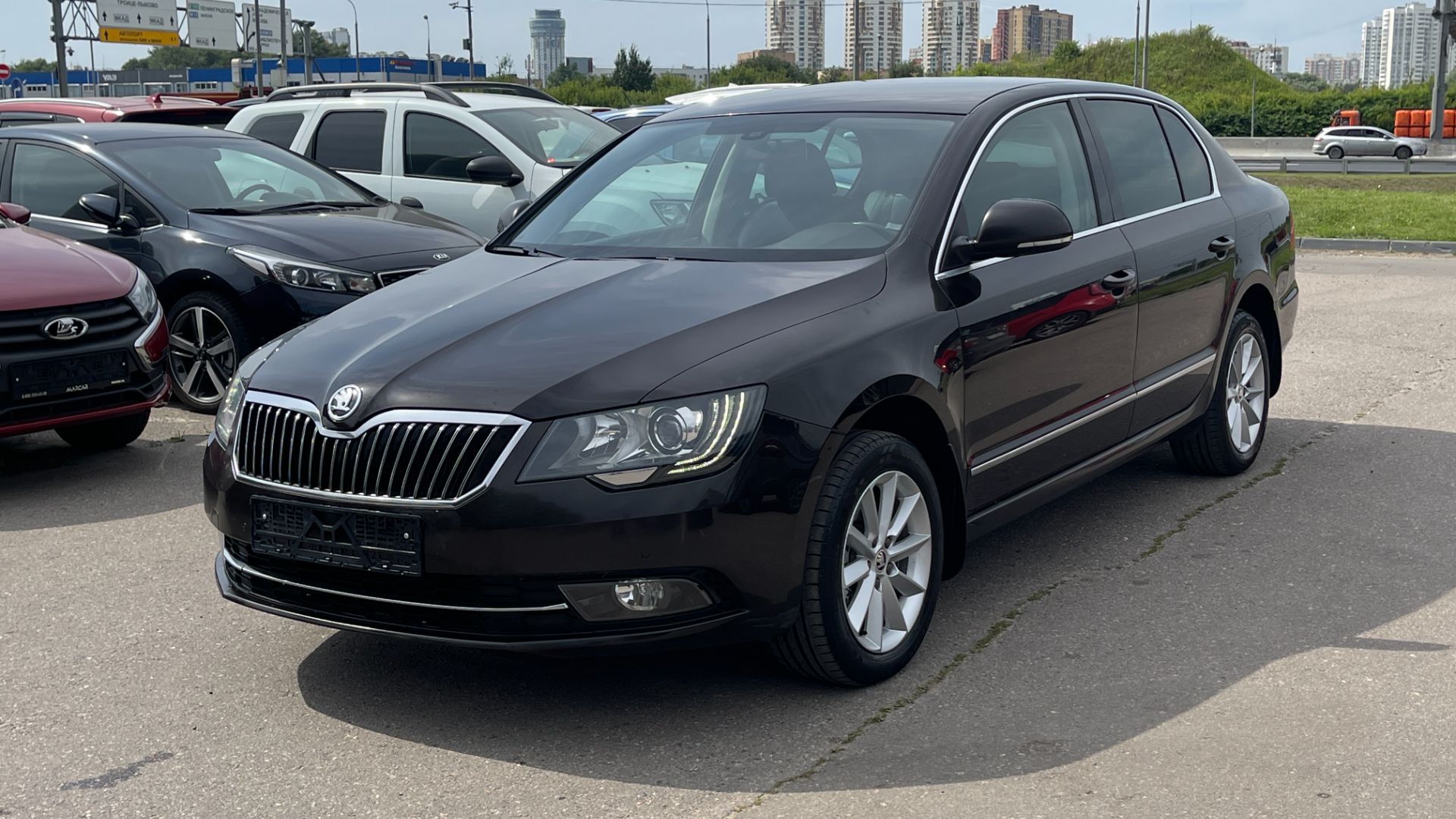 SKODA SUPERB (2014) смотреть онлайн