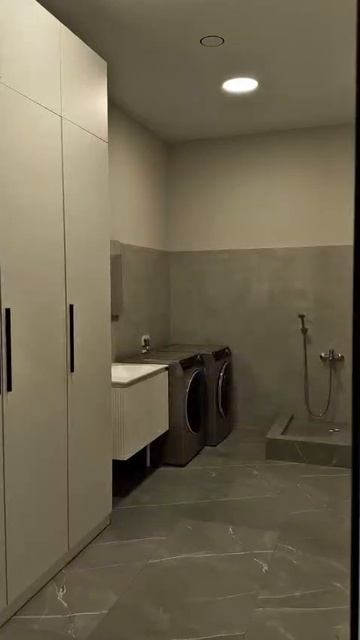 1000157744.mp4