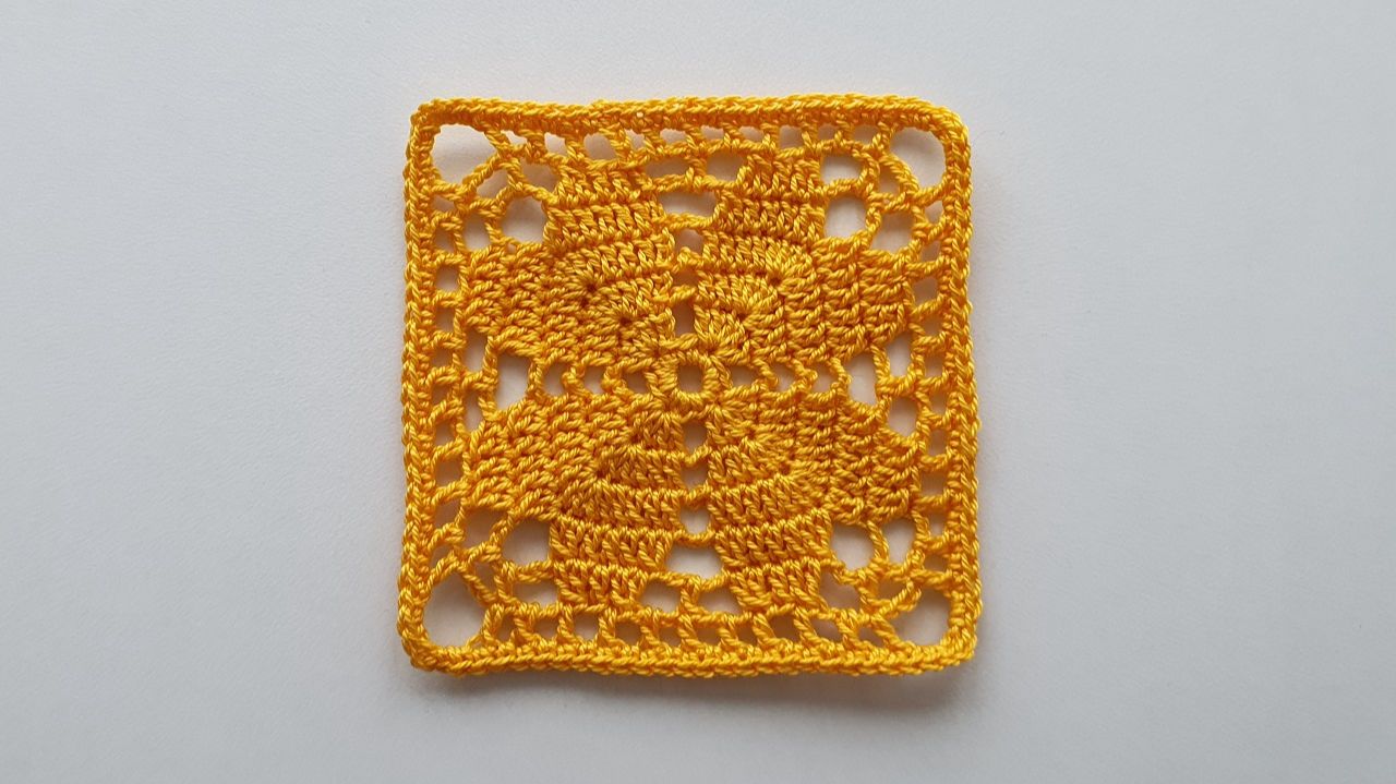 МОТИВ для вязания кофты, пледа крючком. Вязание крючком / CROCHET lace motif patterns смотреть онлайн