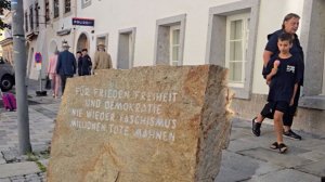 Дом с черной историей: в здании, где родился Гитлер, открыли полицейский участок
