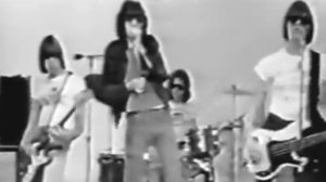Ramones - Blitzkrieg Bop (1976)
