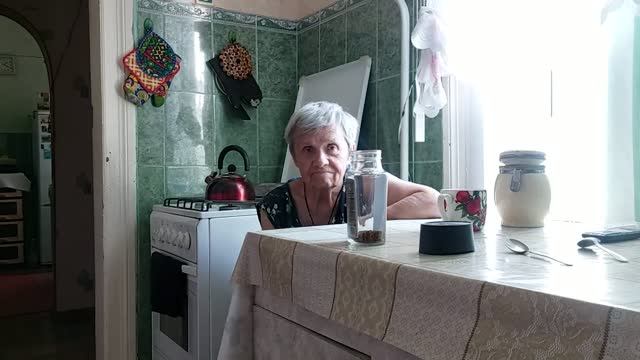 Зинаида Ивановна рада меня видеть смотреть онлайн