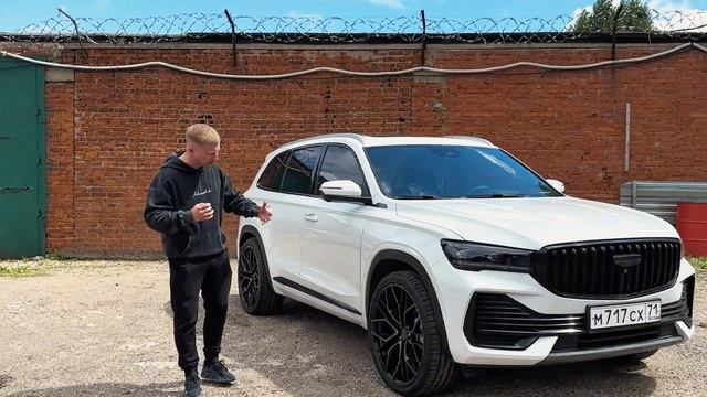 Смотрите, как мы поставили Geely Monjaro на 22-ые диски! Хочешь также- приезжай в Kolesaclub смотреть онлайн