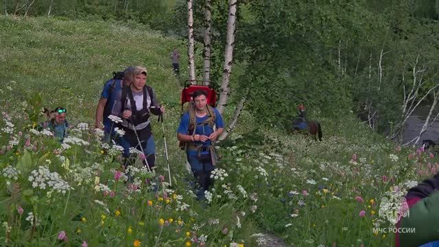 Спасатели эвакуировали 23-летнего сочинца с горного озера Кардывач