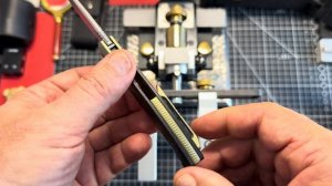 Мастер Тано удивляется качеству китайского ножа
