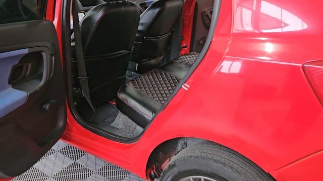 Skoda Fabia '2007 смотреть онлайн