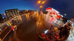 Yamaha fz6s 1 Выживание в дождь в Москве на ямаха фазер 600 и Sym gts