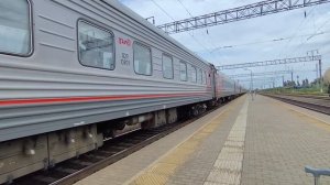 ЭП1М-733 С ПОЕЗДОМ №221R Архангельск-Анапа на Платформе Протока