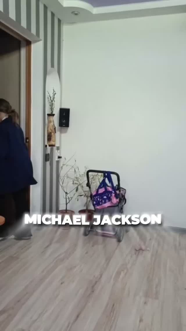 Michael Jackson - Billie Jean смотреть онлайн