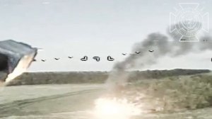 💥Бои в Волчанском районе: наши операторы FPV-дронов продолжают уничтожение автотранспорта ВСУ