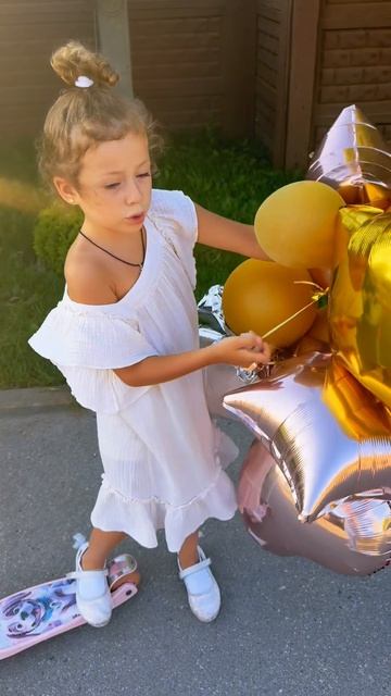 Саша и воздушные шарики 🎈