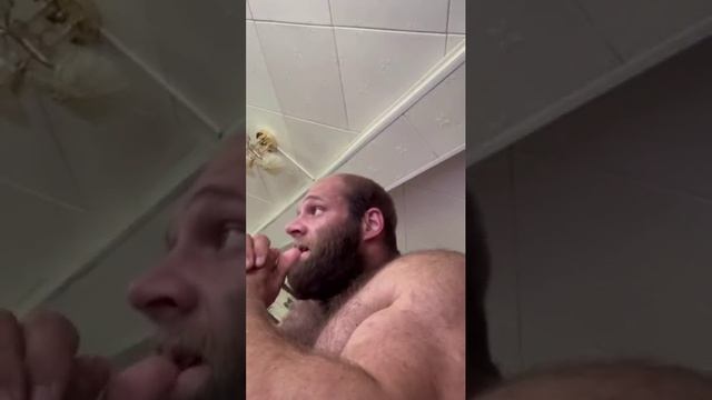 Кумир всех качков Андрей Смаев по прозвищу «Русский Халк» завершает карьеру блогера и спортсмена смотреть онлайн