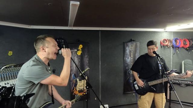 Рок группа Jinks. Репетиция в г. Бишкеке смотреть онлайн