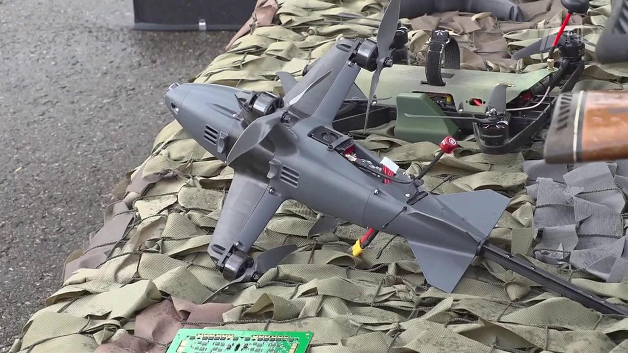 Возможности новейших образцов вооружения демонстрируют на выставке в Подмосковье. смотреть онлайн