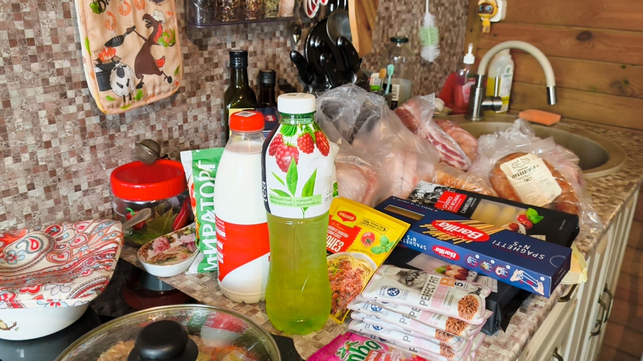 Готовлю обед и для Вас распаковка продуктов питания 🛒 смотреть онлайн