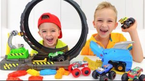 🍿 Ники играет с монстр-траком Hot Wheels | Влад и Ники