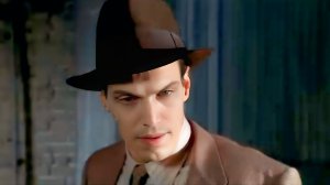 Фильм «Гангстер» (1997) режиссера Билла Дьюка с Лоренсом Фишберном, о фильме