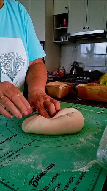 Хлеба и чесночные булочки. 🍞🥖🫓