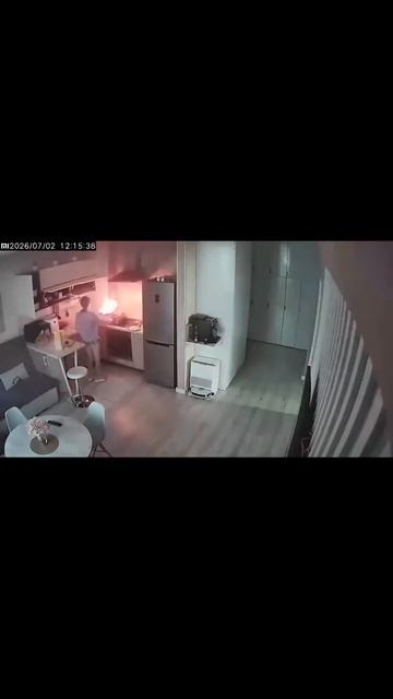 Не давайте детям спичек и кормите их 🫵 (читай закреп) смотреть онлайн