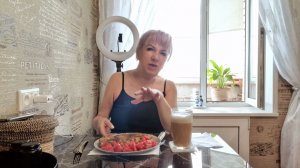 ЛОЖКОЙ По ЛБУ МЕНЯ Никто Не БИЛ. Я МОГЛА не Только ПЕТЬ но и ТАНЦЕВАТЬ. МУКБАНГ.