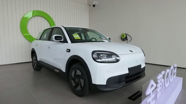 Chery QQ3 EV 2026 - Интерьер и Экстерьер смотреть онлайн