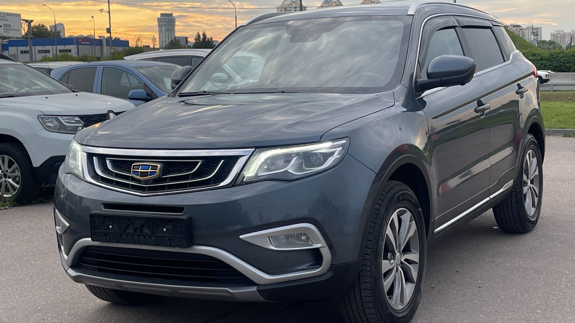GEELY ATLAS (2021) смотреть онлайн