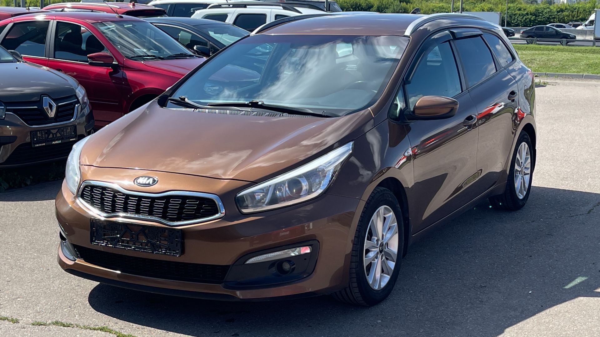 KIA CEED (2017) смотреть онлайн