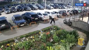 В Кирове полицейские задержали двух молодых людей, подозреваемых в угоне автомобиля