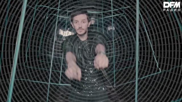 Burak Yeter/Danelle Sandoval — Tuesday смотреть онлайн