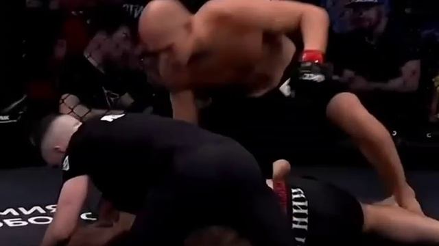 💪В преддверии боя Богдана Гуськова против Магомеда Анкалаева на UFC👇 смотреть онлайн